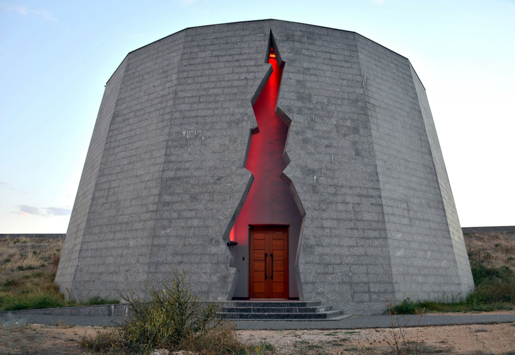 Музейный историко-мемориальный комплекс героическим защитникам Севастополя "35–я береговая батарея"