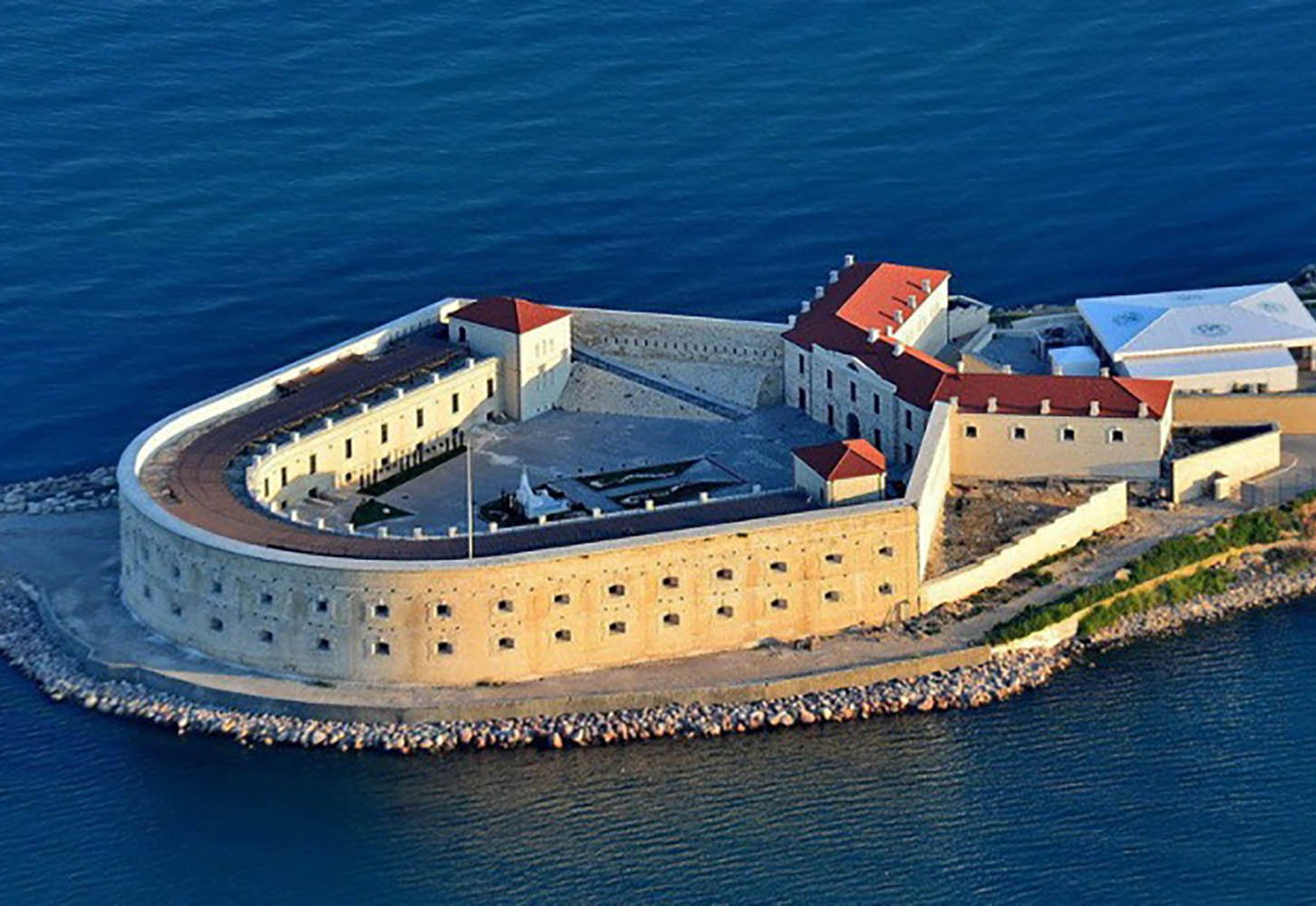 Музейный комплекс "Константиновская батарея"