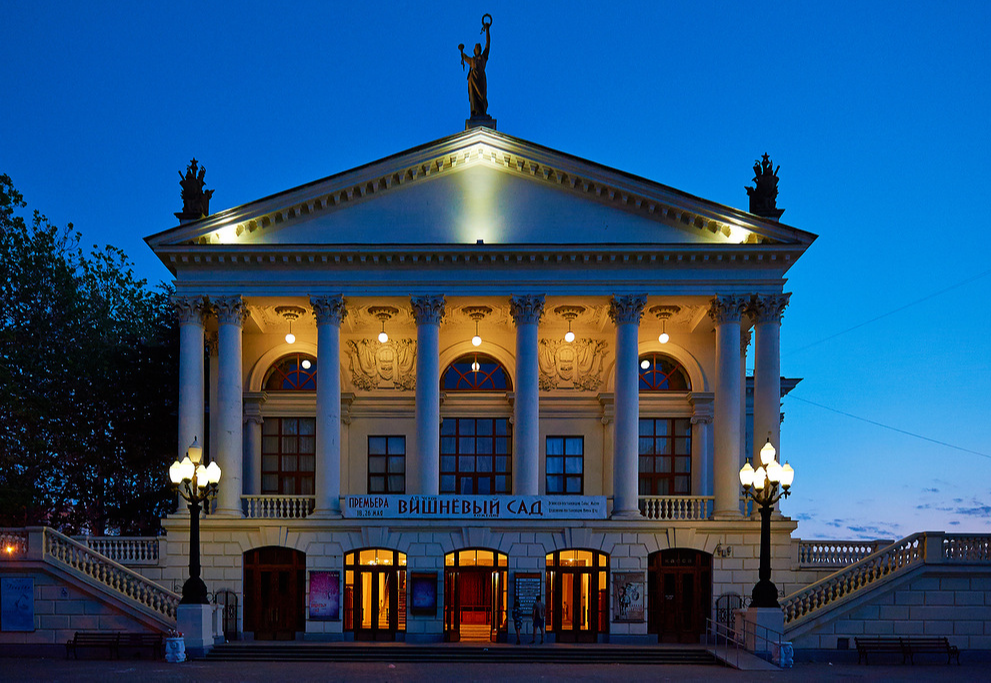 Севастопольский академический русский драматический театр им. А.В. Луначарского