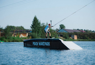 Парк вэйкбординга "Wake park Pskov"