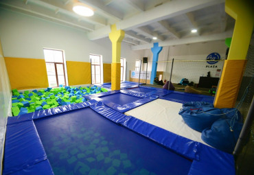 Батутный центр "Air Plaza"