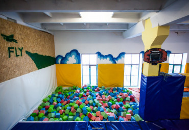 Батутный центр "Air Plaza"