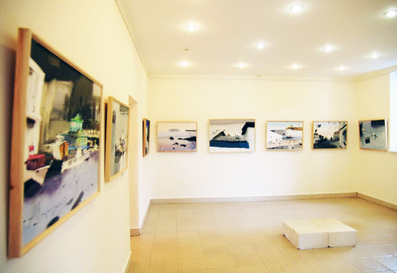 Галерея "Зеленая Пирамида"