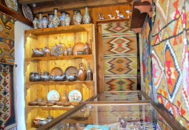 Крымскотатарский этнографический центр “Dervish Evi"