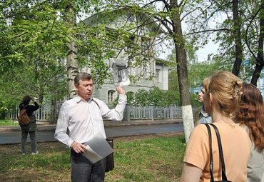 Здесь русский дух в веках произошел