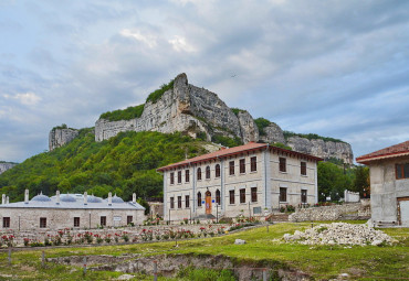 Крымский исторический музей Ларишес