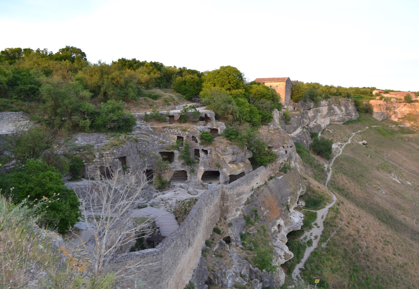 Музей археологии и «пещерных городов»