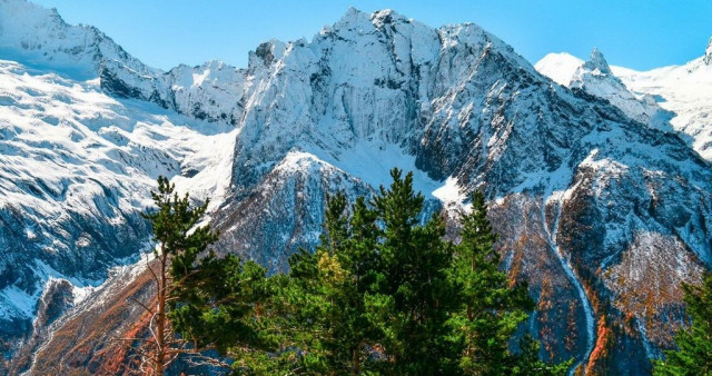 Горнолыжный курорт "Домбай"