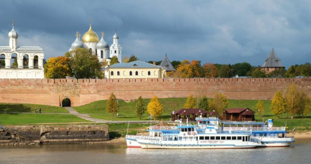 ЭКСКУРСИЯ В ВЕЛИКИЙ НОВГОРОД ИЗ СПБ