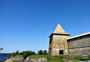 ЭКСКУРСИЯ В КРЕПОСТЬ ОРЕШЕК (Г. ШЛИССЕЛЬБУРГ, ОСТРОВ ОРЕХОВЫЙ)