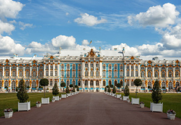 ЭКСКУРСИЯ В ПУШКИН (ЦАРСКОЕ СЕЛО). ЕКАТЕРИНИНСКИЙ ДВОРЕЦ, ПАРК, ЯНТАРНАЯ КОМНАТА