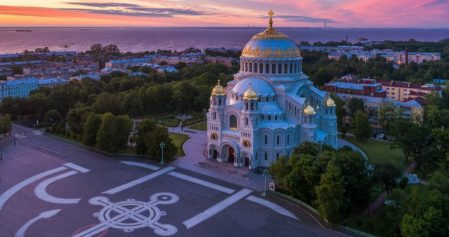 Классический Санкт-Петербург, 9 дней, заезды по понедельникам (без авиаперелета)