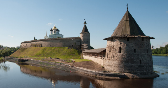 Псковские крепости и древности. Санкт-Петербург - Псков - Печоры-д. Сигово - Изборск - Санкт-Петербург