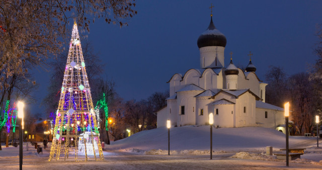 Новый год в Пскове. Санкт-Петербург - Псков - Изборск - дер. Сигово - Печоры