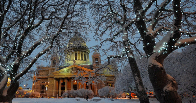 Зимние дворцы Санкт-Петербурга. Санкт-Петербург - Петергоф - Пушкин.