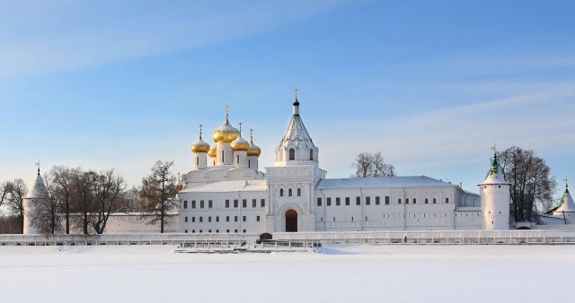 Новогоднее путешествие по Волжским городам. Москва - Суздаль ‒ Иваново ‒ Плес ‒ Волгореченск ‒ Кострома.