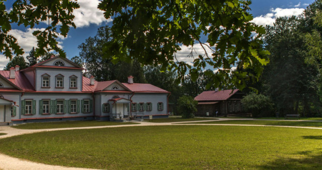 Русские ремёсла. Москва - Федоскино - Жостово - Сергиев Посад - Абрамцево - Большие Дворы - Гжель