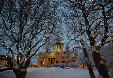 Новогодний парадиз. Санкт-Петербург - Гатчина - Кронштадт - Петергоф.