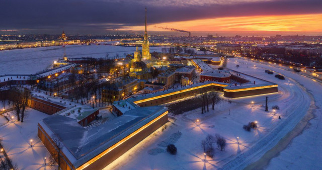 Петербург для Вас. Санкт-Петербург - Кронштадт - Павловск - Петергоф (5 дней)