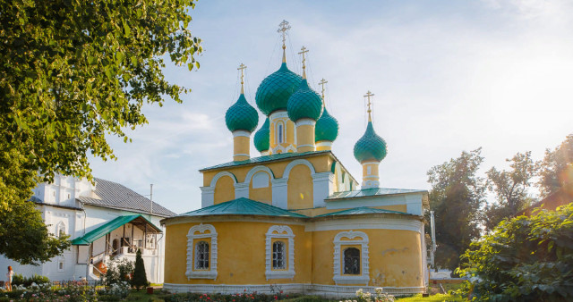 Под княжеским стягом. Москва ‒ Сергиев Посад ‒ Александров ‒ Мышкин ‒ Углич ‒ Борисоглебский.