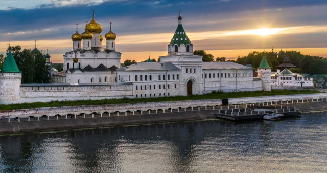 Кострома полна чудес. Москва – Кострома.