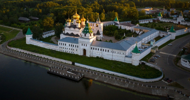 Легендарная Русь на 23 февраля. Москва - Переславль-Залесский - Ростов Великий - Ярославль - Кострома.