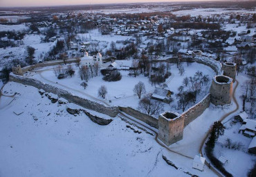 Императорская семья. Псков. Санкт-Петербург - Дно - Псков - Елизарово - Изборск - Печоры (2 дня)