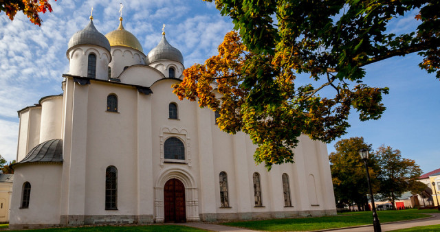 Как псковские лапти к новгородским чуням в гости ходили. Санкт-Петербург – Псков – Пушкинские Горы – Михайловское – Изборск – Печоры – Великий Новгород (4 дня)