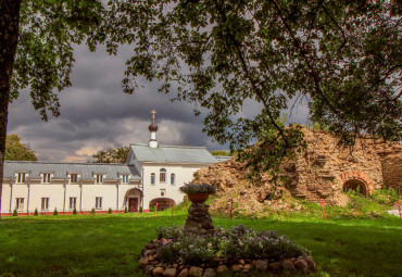 Православное ожерелье. Санкт-Петербург – Псков – Изборск – Печоры (3 дня)