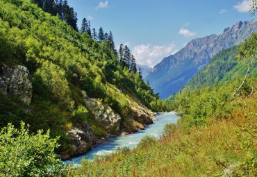 Курортный роман. Минеральные Воды — Железноводск – Архыз – Нижний Архыз - Домбай - Нижняя Теберда - пос. им. Коста Хетагурова - Кисловодск - Ессентуки - Терскол - Эльбрус - Былым - Пятигорск