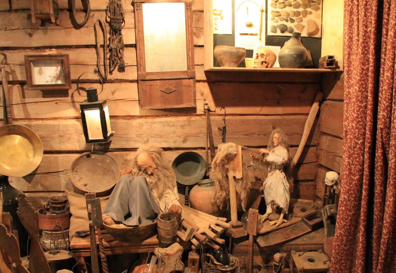 Творческая мастерская Дарьи Чужой "Мифы и суеверия русского народа"