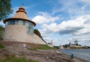 В Псков на Ласточке. Псков - Изборск - Печоры (2 дня)