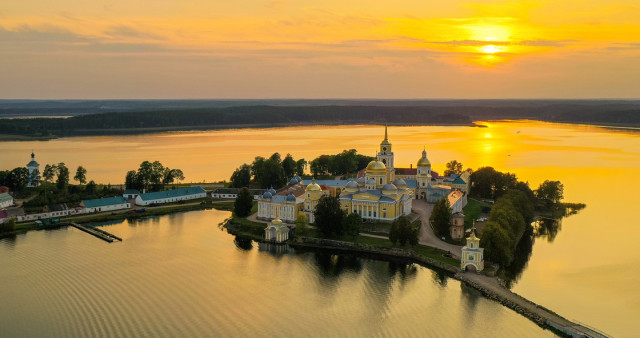 Венец русских городов. Санкт-Петербург - Великий Новгород - Осташков - Торжок - Калуга - Козельск - Оптина Пустынь - Шамордино - Тула - Рязань - Коломна