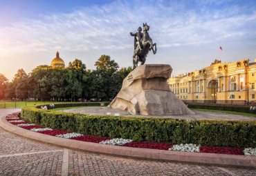 Для милых дам 8 марта в Санкт-Петербурге! Петергоф.