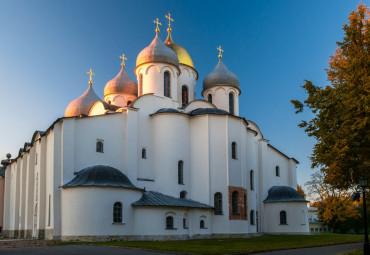 10 чудес Новгородской земли: Санкт-Петербург – Великий Новгород