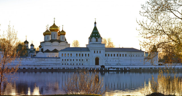 Кострома полна чудес: Москва – Кострома