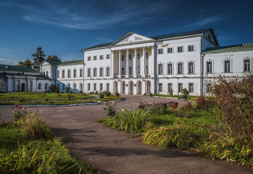 Коронованный храм и царская обитель. Москва - Дубровицы - Подольск - Видное