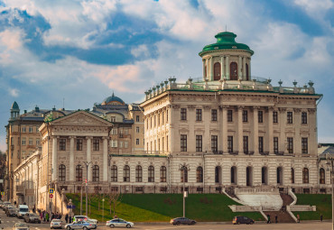 Кремлевские соседи. Дом Пашкова. Москва