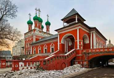 Благодатная Новогодняя ночь в Высоко-Петровском монастыре. Москва