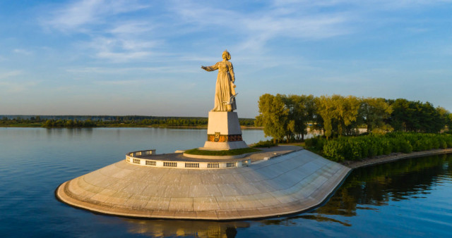 Волжские просторы. Москва - Калязин – Кашин – Углич – Рыбинск – Ярославль.