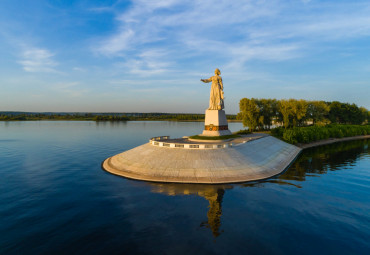 "Волжские просторы", тур на 5 дней. Москва - Тверь – Торжок – Дмитров – Сергиев Посад – Калязин – Кашин – Углич – Рыбинск – Ярославль.