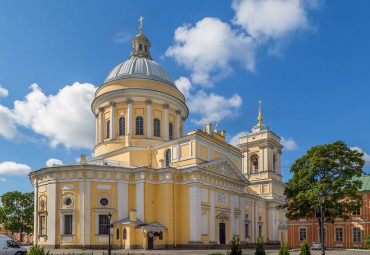 Лето в Санкт-Петербурге: Москва – Санкт-Петербург – Петергоф – Кронштадт