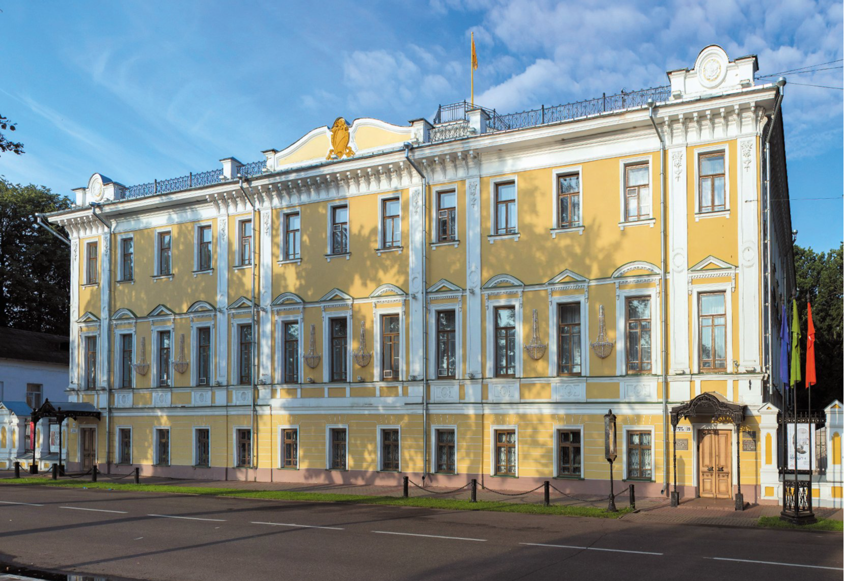 Губернаторский дом