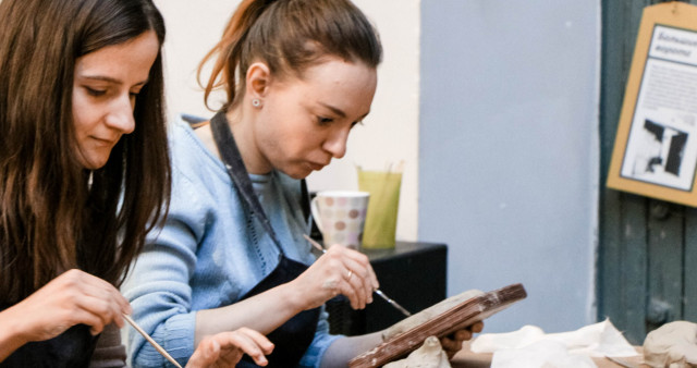 «Автопортрет из глины». 12+