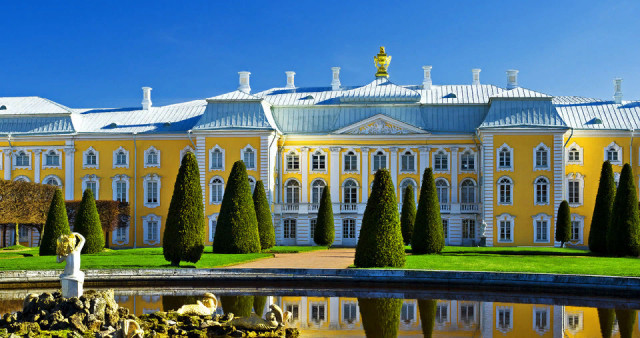 Майские праздники в Санкт-Петербурге. Москва - Санкт-Петербург - Петергоф - Кронштадт.