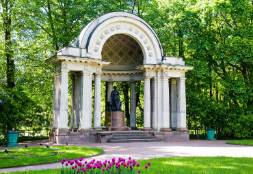 Санкт-Петербург и пригороды. Москва - Санкт-Петербург - Павловск - Пушкин - Петергоф.