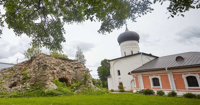 Ожерелье Православия. Псков - Елизарово - Печоры - Изборск