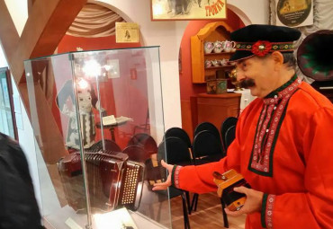 «От завалинки до консерватории»