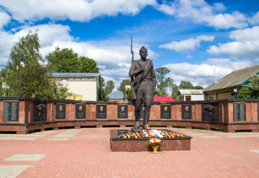 Золотое кольцо России на Майские праздники. Москва - Сергиев Посад - Александров - Мышкин - Углич - Ярославль - Кострома - Ростов Великий - Переславль-Залесский.