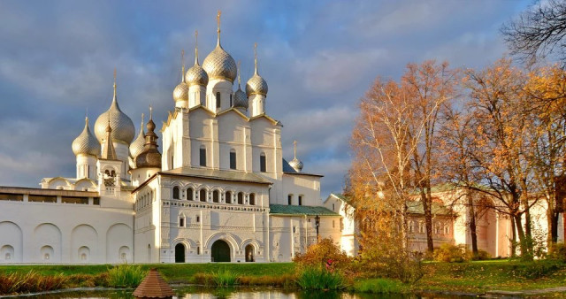 Майские праздники по Золотому кольцу. Москва - Сергиев Посад - Переславль-Залесский - Ростов Великий - Ярославль - Кострома - Иваново – Суздаль.